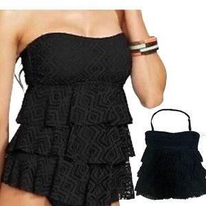 NWT Island Escape Timmy Thinner
Tiered Bandini Crochet Swim Top 
Size 8 Black